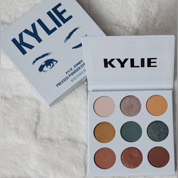 Kylie Cosmetics Blue Honey Eyeshadow Palette BNIB